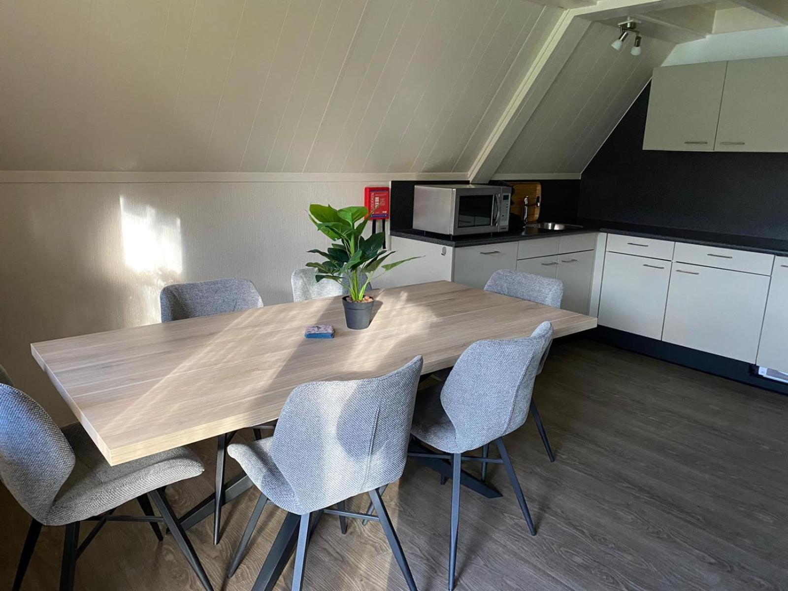 Holiday home Stijlvol Aan De Visvijver